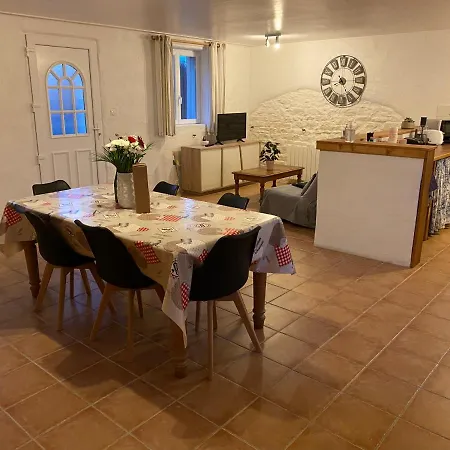 Du Bois Pennier, Au Calme , A 15 Km Des Plages Du Debarquement * Picauville